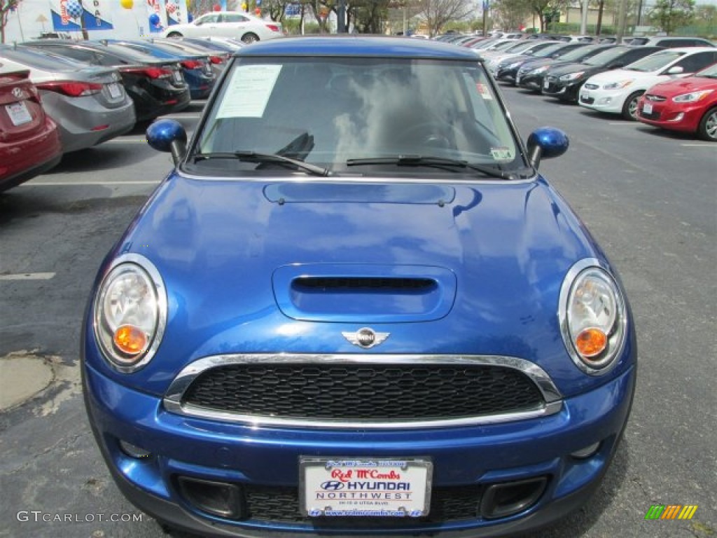 2013 Cooper S Hardtop - Lightning Blue Metallic / Carbon Black photo #2