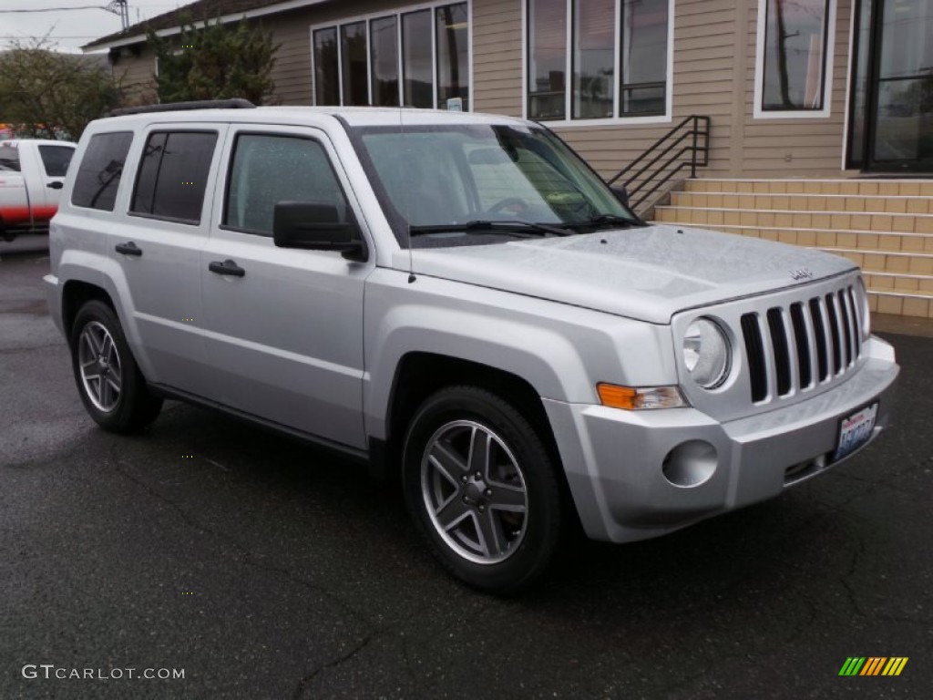 2009 Patriot Sport 4x4 - Bright Silver Metallic / Dark Slate Gray/Medium Slate Gray photo #7