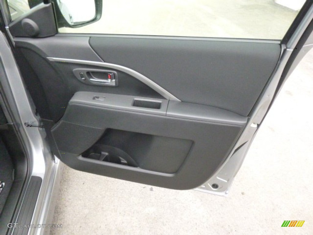 2013 MAZDA5 Touring - Liquid Silver Metallic / Black photo #17