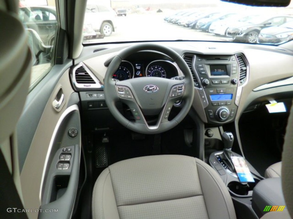 Gray Interior 2014 Hyundai Santa Fe Limited AWD Photo #91956263
