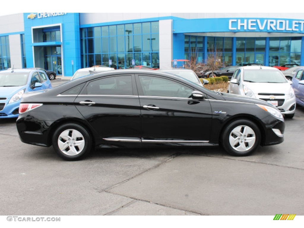 2011 Sonata Hybrid - Black Onyx Pearl / Camel photo #1