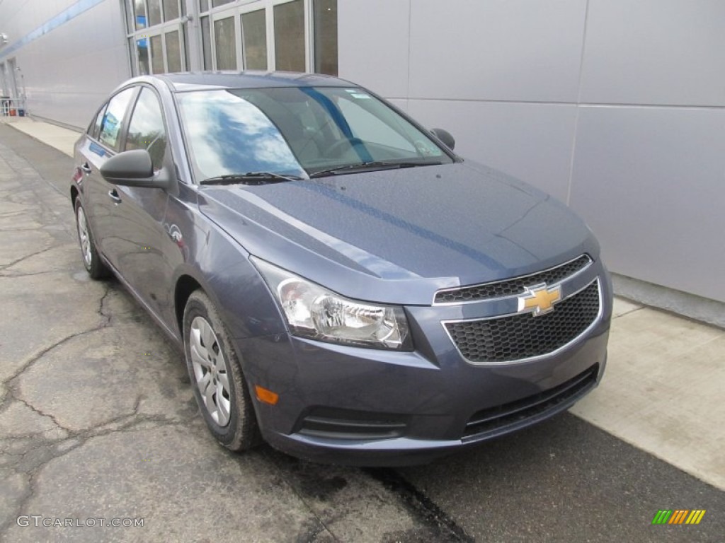 2014 Cruze LS - Atlantis Blue Metallic / Jet Black/Medium Titanium photo #9