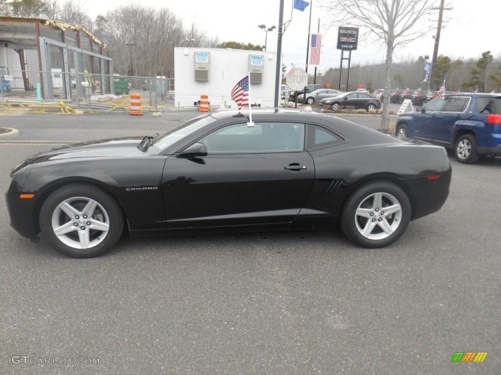 2011 Camaro LT Coupe - Black / Black photo #2