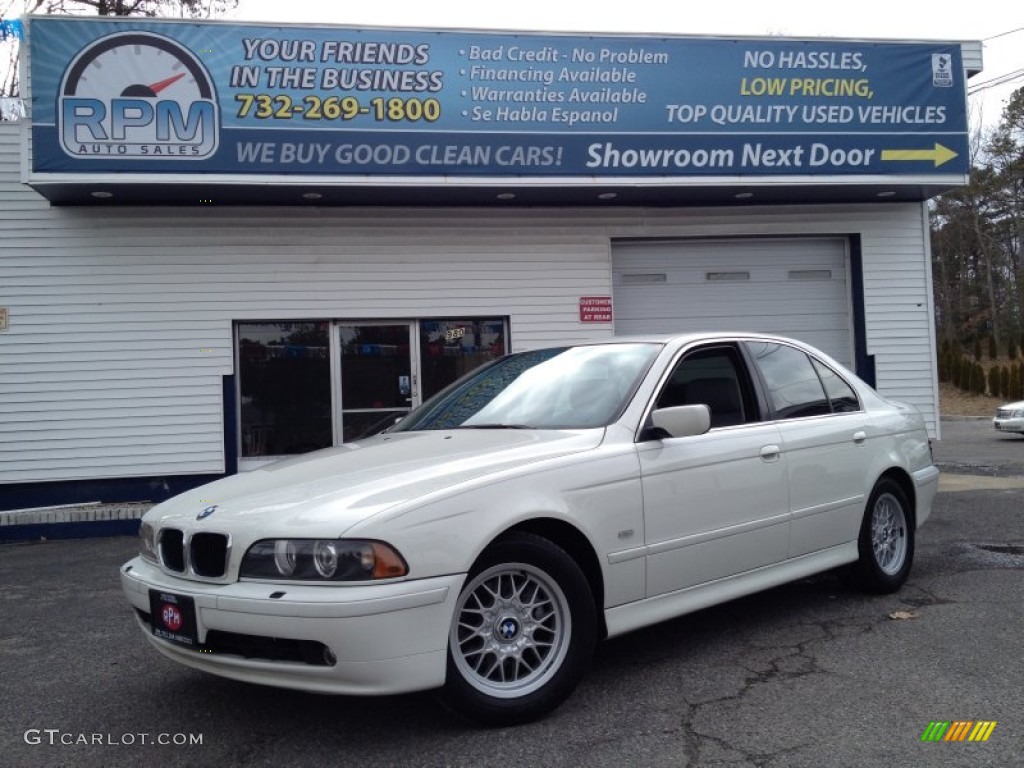 2002 5 Series 525i Sedan - Alpine White / Grey photo #1