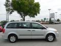 Bright Silver Metallic - Grand Caravan SE Photo No. 11