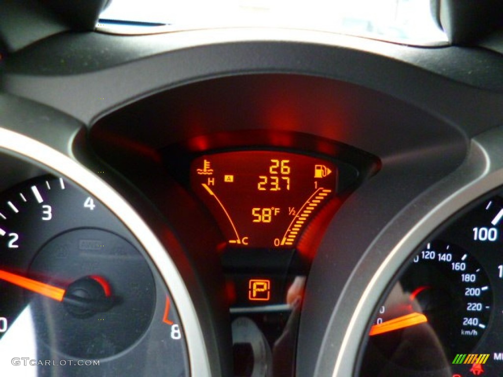2014 Juke S AWD - Bordeaux Black / Black photo #20
