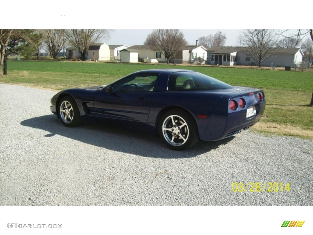 2004 Corvette Coupe - LeMans Blue Metallic / Light Gray photo #1