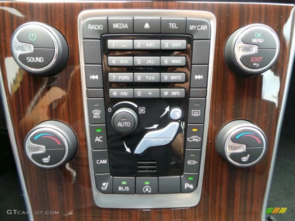 2015 Volvo S60 T5 Drive-E Controls Photo #91987860