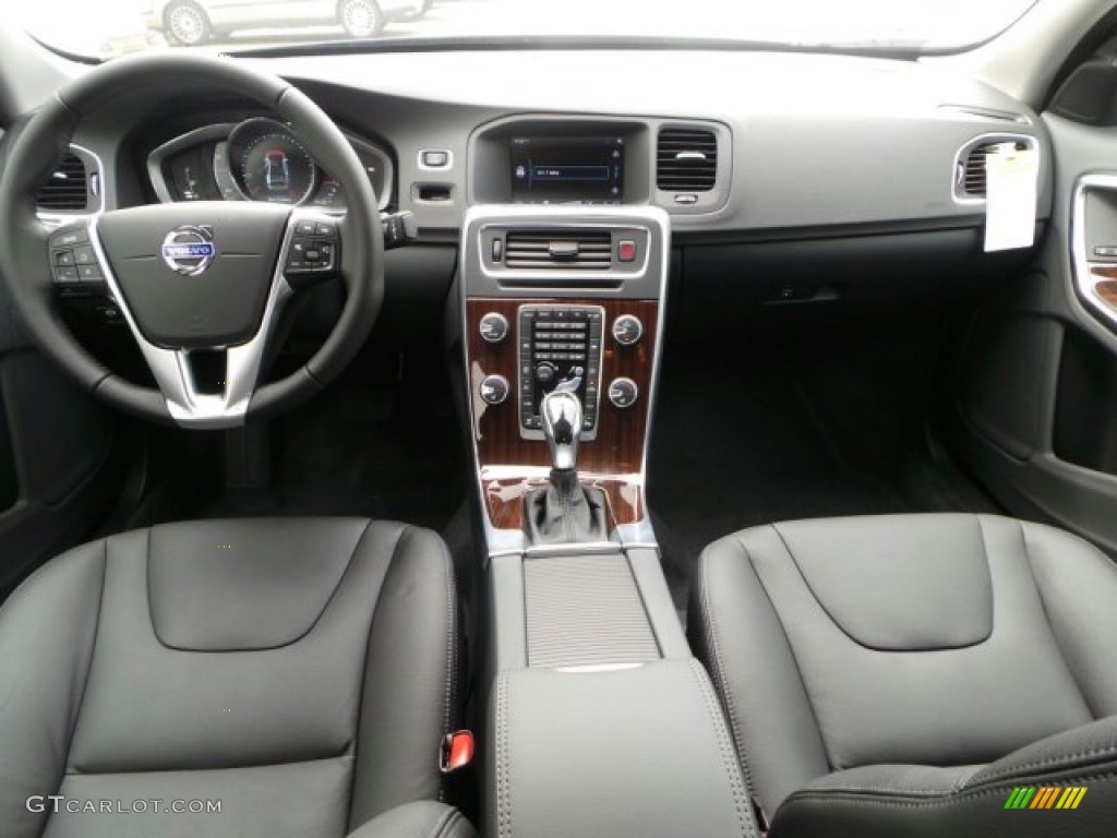 2015 Volvo S60 T5 Drive-E Off-Black Dashboard Photo #91987947