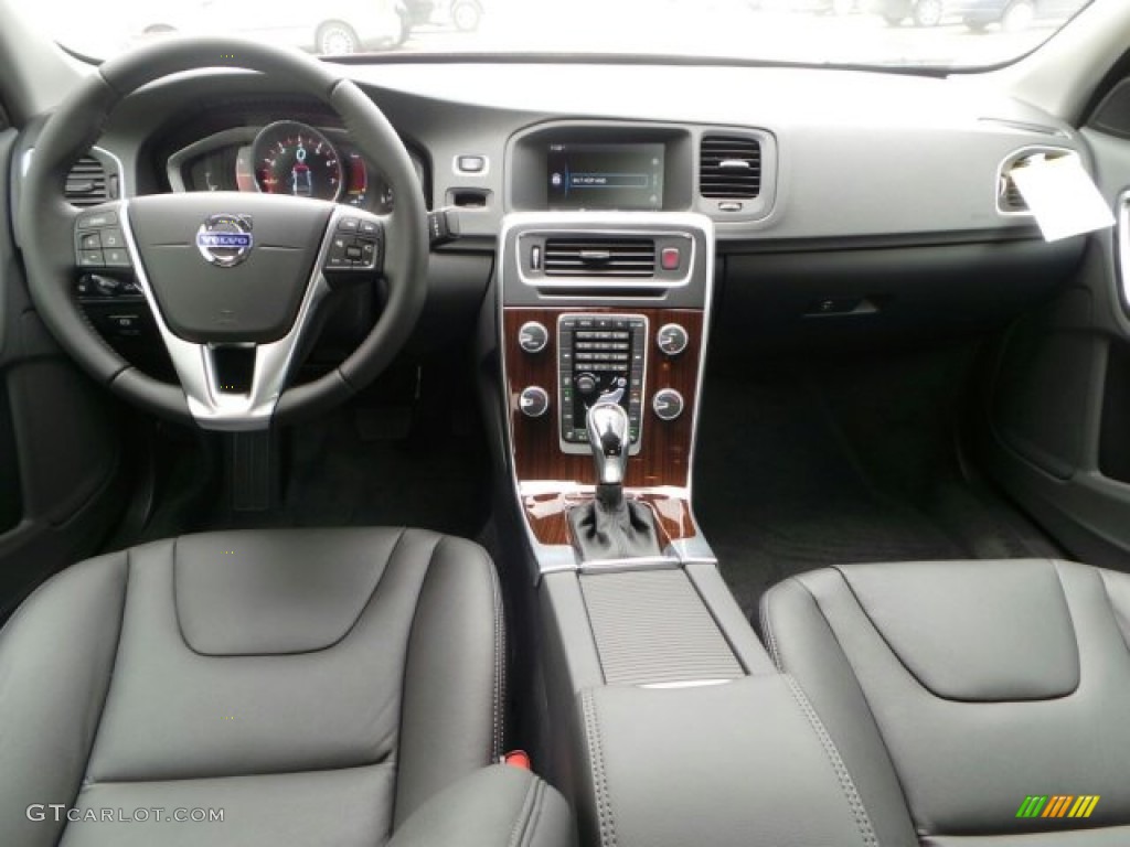 2015 Volvo S60 T5 Drive-E Off-Black Dashboard Photo #91988520