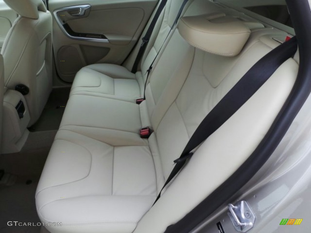2015 V60 T5 Drive-E - Seashell Metallic / Soft Beige photo #25
