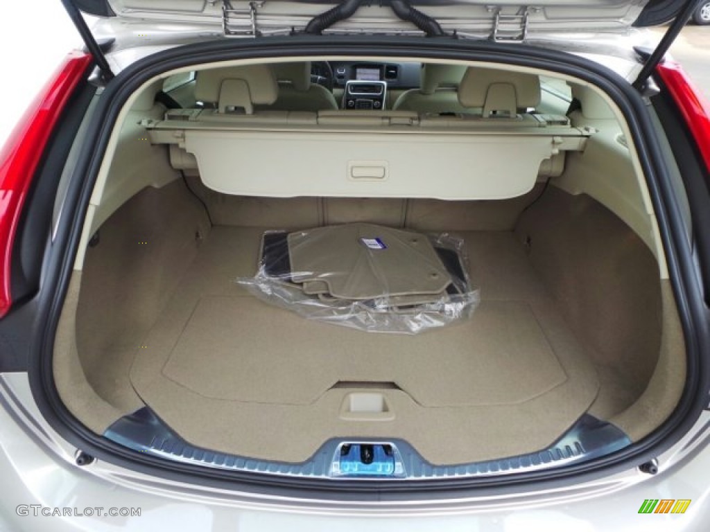 2015 V60 T5 Drive-E - Seashell Metallic / Soft Beige photo #29
