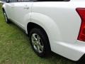 Pearl White Tri Coat Metallic - XL7 Limited Photo No. 18