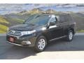 Black - Highlander SE 4WD Photo No. 5
