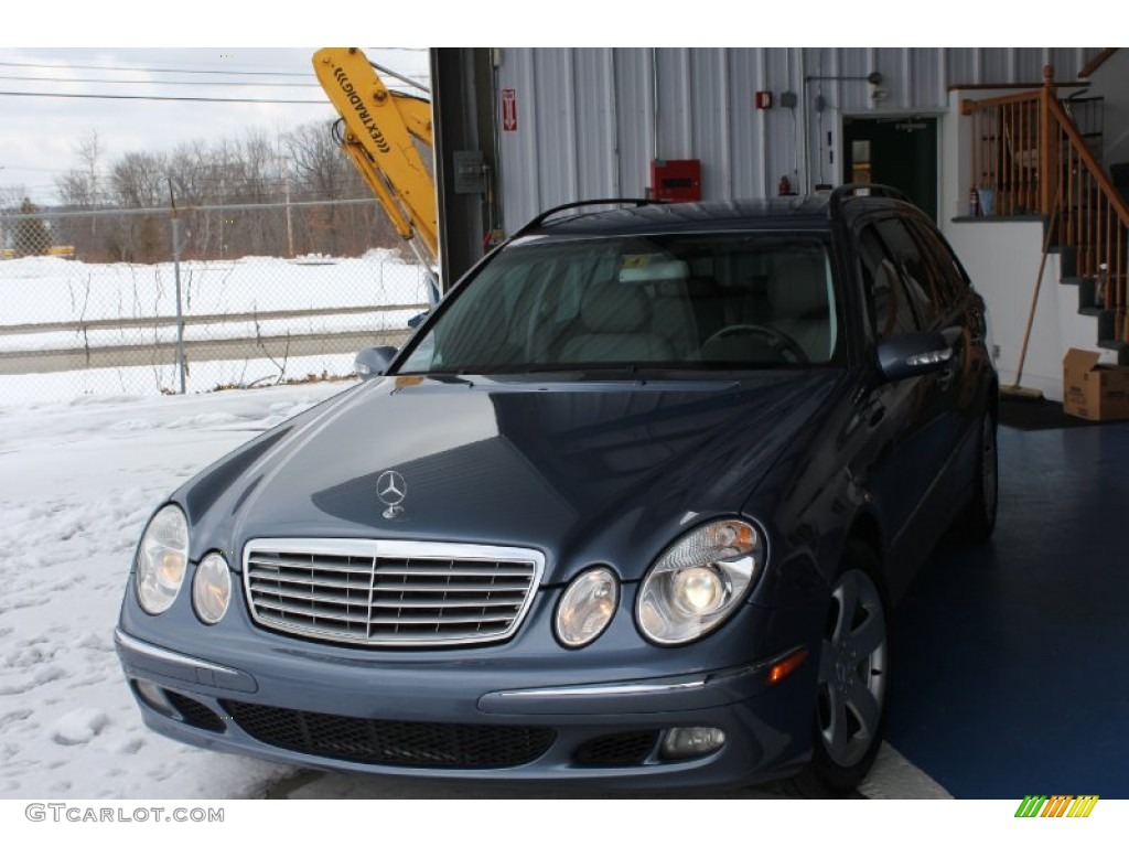 2006 E 500 4Matic Wagon - Platinum Blue Metallic / Ash photo #4