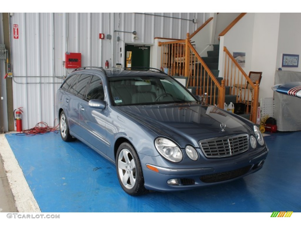 2006 E 500 4Matic Wagon - Platinum Blue Metallic / Ash photo #12