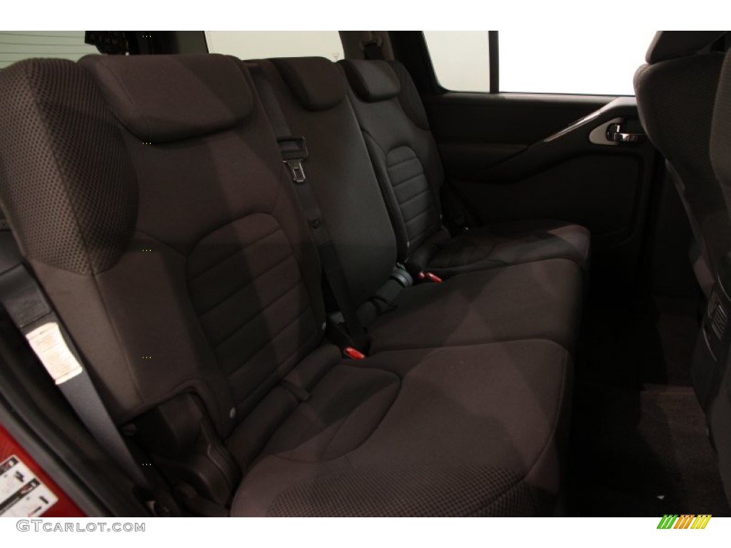 2010 Pathfinder SE 4x4 - Red Brick / Graphite photo #11