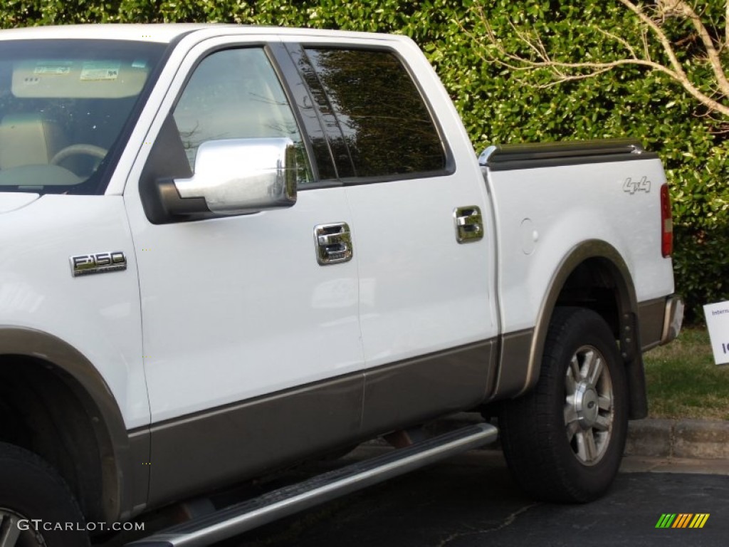 2004 F150 Lariat SuperCrew 4x4 - Oxford White / Tan photo #5