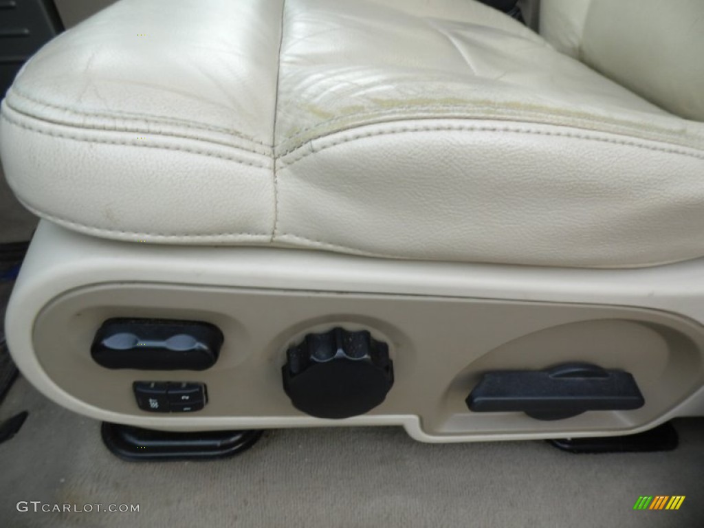 2004 F150 Lariat SuperCrew 4x4 - Oxford White / Tan photo #11