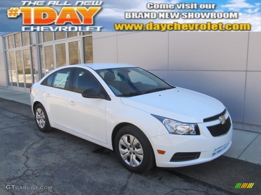Summit White Chevrolet Cruze