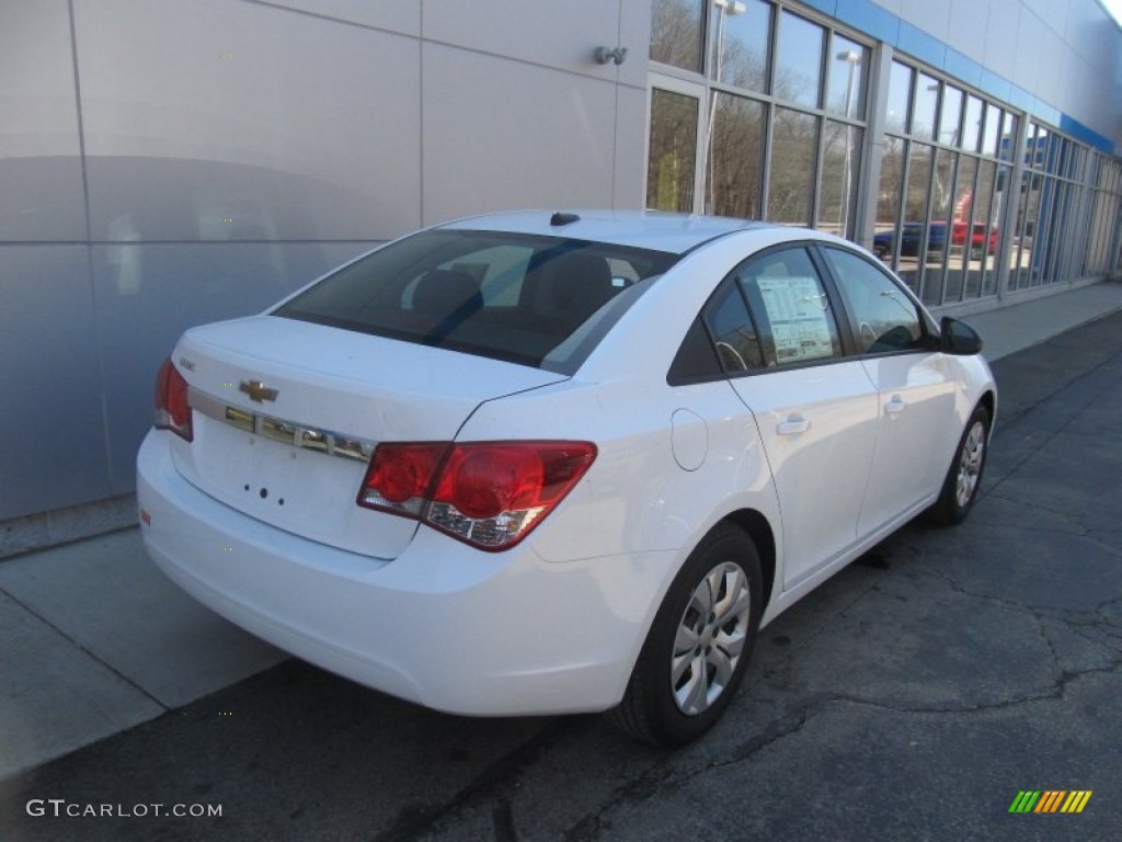 2014 Cruze LS - Summit White / Jet Black/Medium Titanium photo #4