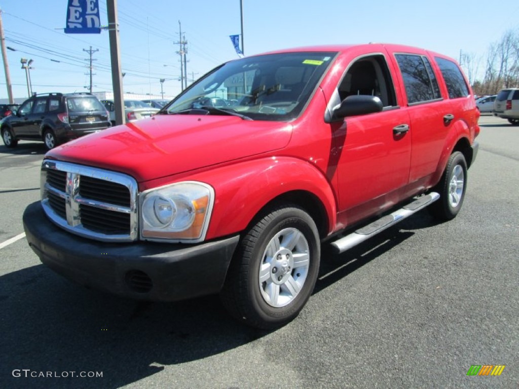 2004 Durango ST 4x4 - Flame Red / Medium Slate Gray photo #2
