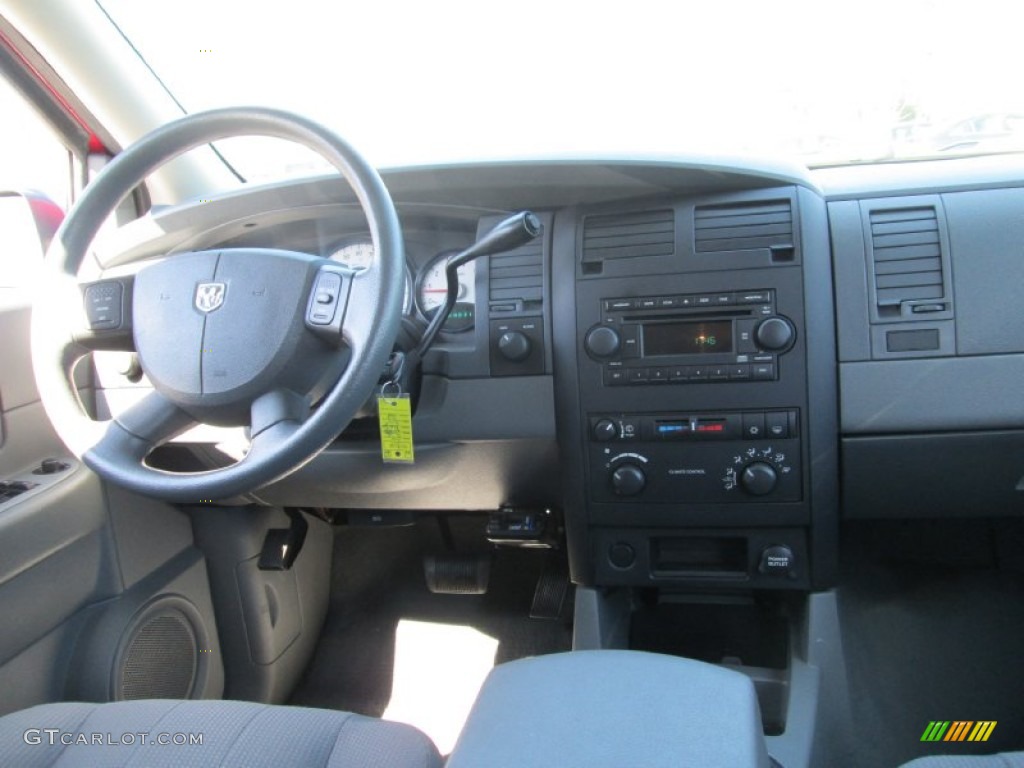 2004 Durango ST 4x4 - Flame Red / Medium Slate Gray photo #16