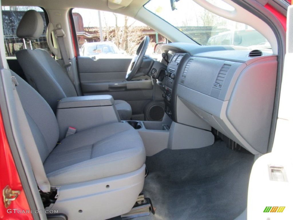 2004 Durango ST 4x4 - Flame Red / Medium Slate Gray photo #17