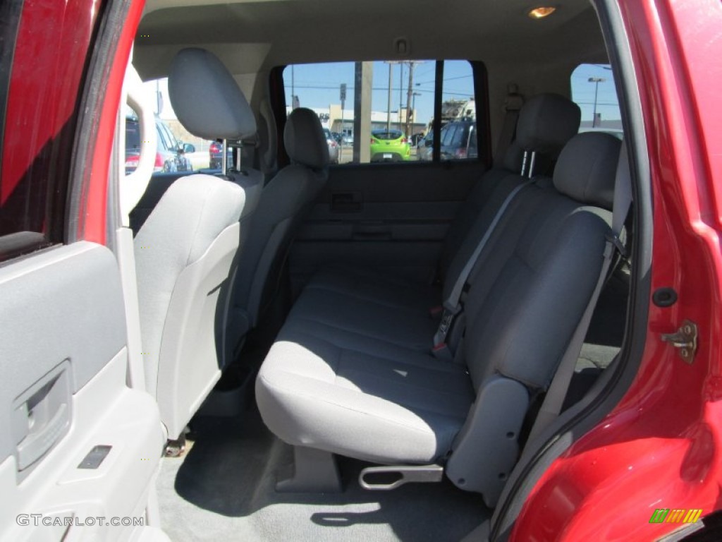 2004 Durango ST 4x4 - Flame Red / Medium Slate Gray photo #20
