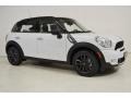 Light White - Cooper S Countryman Photo No. 2