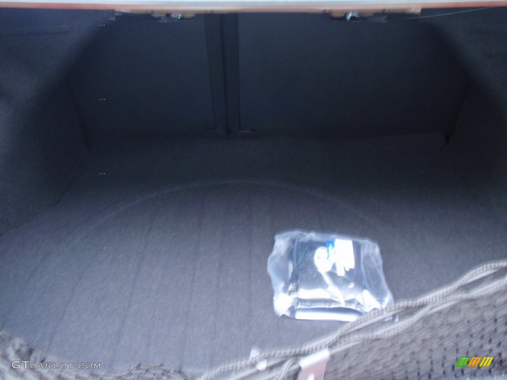 2014 Elantra SE Sedan - Red / Gray photo #21