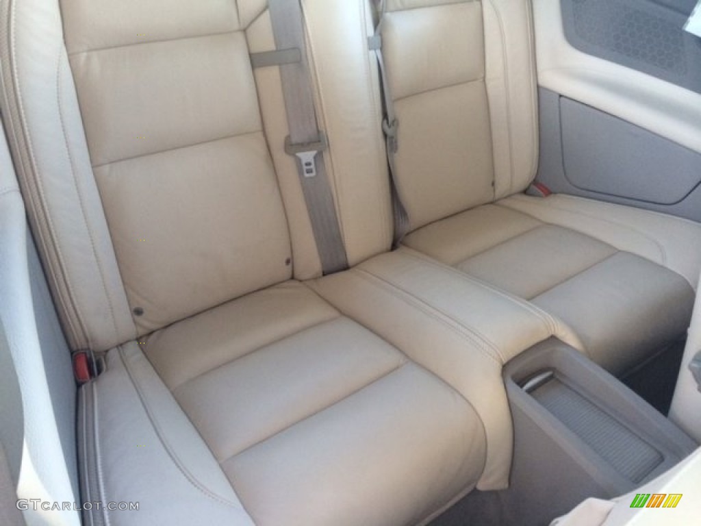 2011 C70 T5 - Celestial Blue Metallic / Soverign Hide Calcite Leather/Umbra Brown photo #11