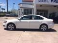 Candy White - Passat 2.5L SE Photo No. 2