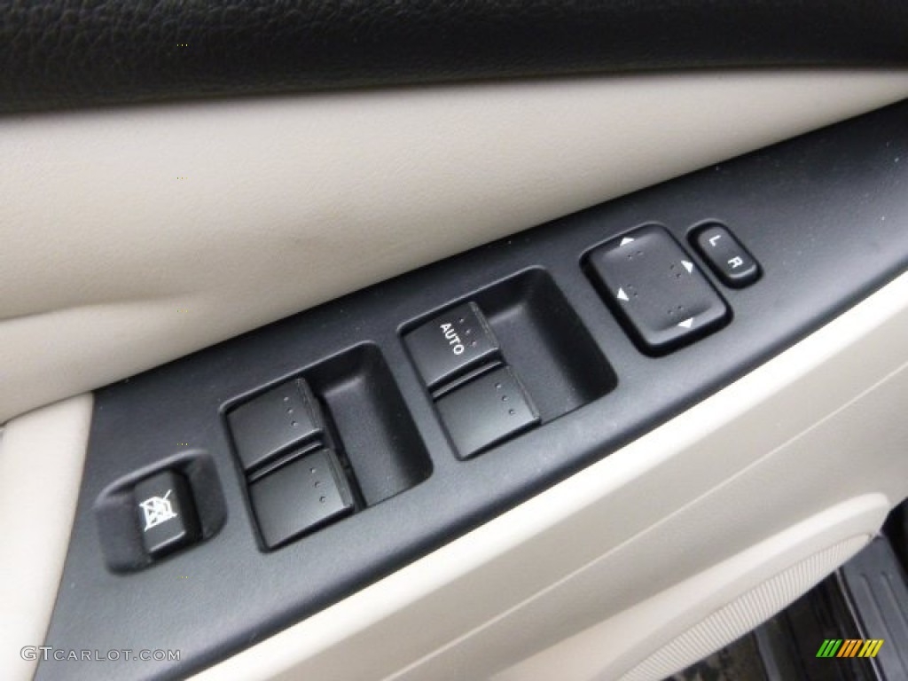 2011 Mazda CX-7 i SV Controls Photo #92047007