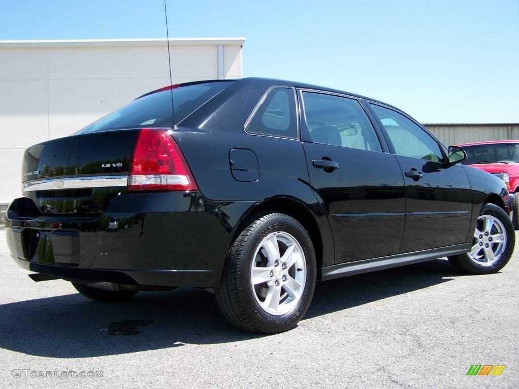 2005 Malibu Maxx LS Wagon - Black / Gray photo #3