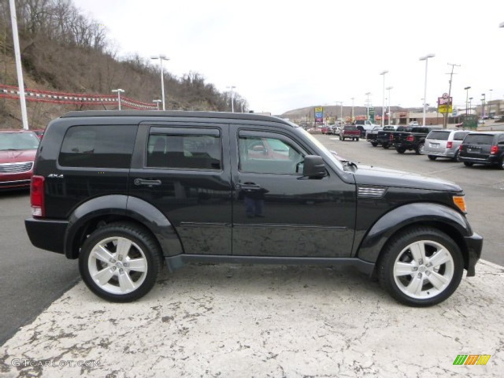 2011 Nitro Heat 4.0 4x4 - Brilliant Black Crystal Pearl / Dark Slate Gray photo #6
