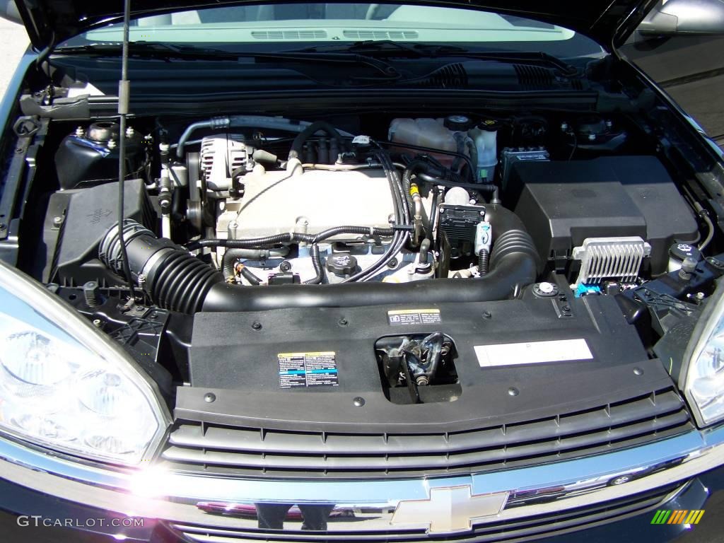 2005 Malibu Maxx LS Wagon - Black / Gray photo #17