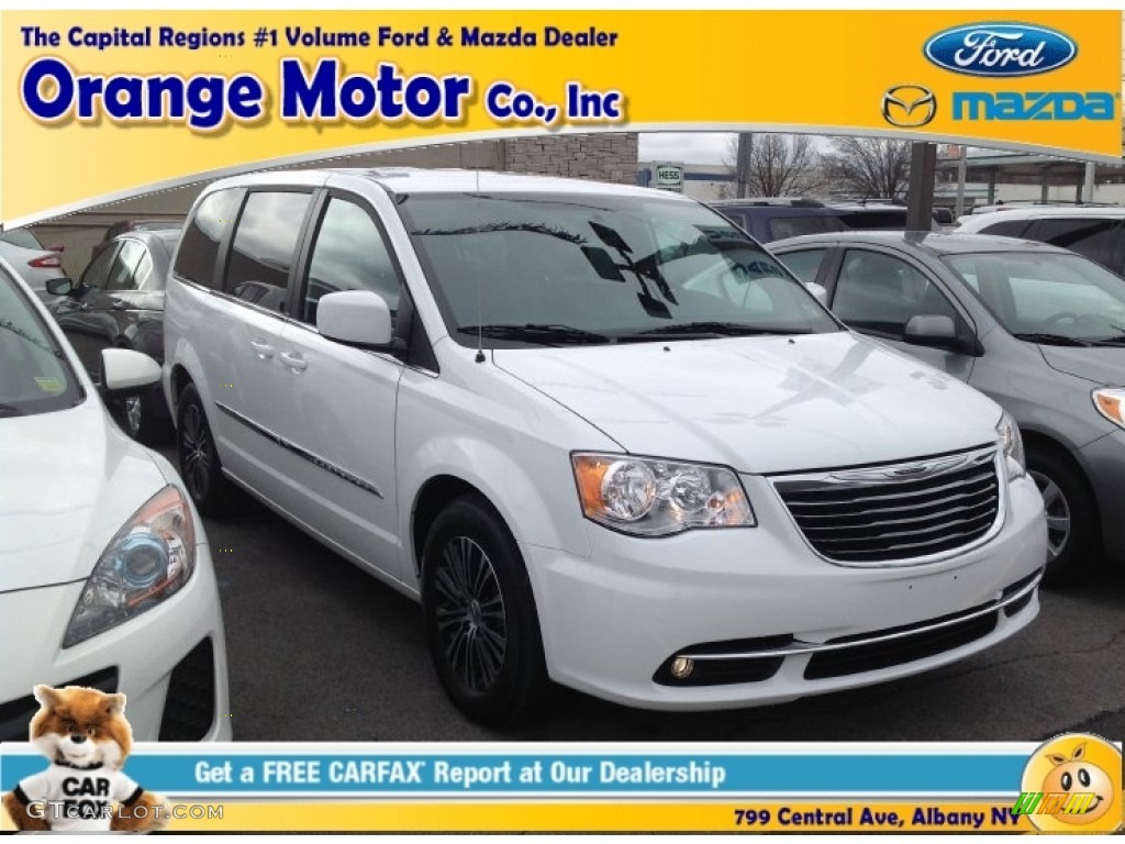 Stone White Chrysler Town & Country