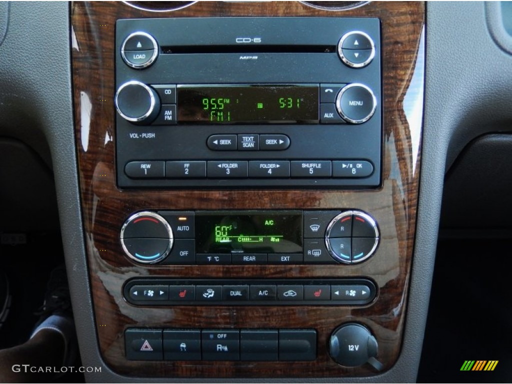 2009 Ford Taurus X Eddie Bauer Controls Photo #92060402