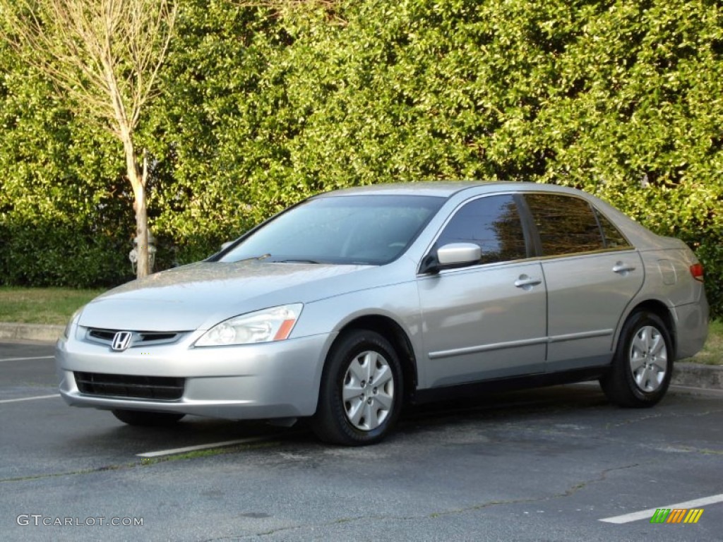 Satin Silver Metallic 2004 Honda Accord LX Sedan Exterior Photo #92061596