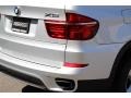 Titanium Silver Metallic - X5 xDrive 50i Photo No. 23