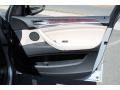 Titanium Silver Metallic - X5 xDrive 50i Photo No. 26