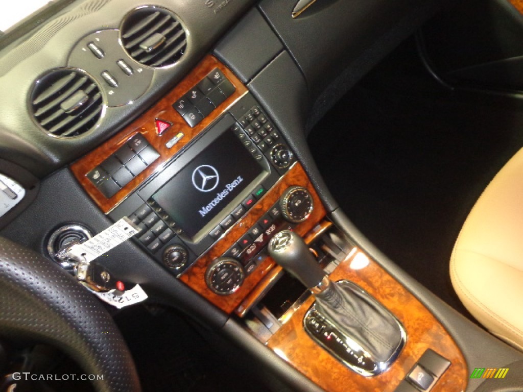 2009 CLK 350 Cabriolet - Pewter Metallic / Black/Cappuccino photo #27