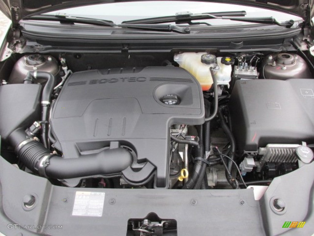 2010 Chevrolet Malibu LS Sedan Engine Photos