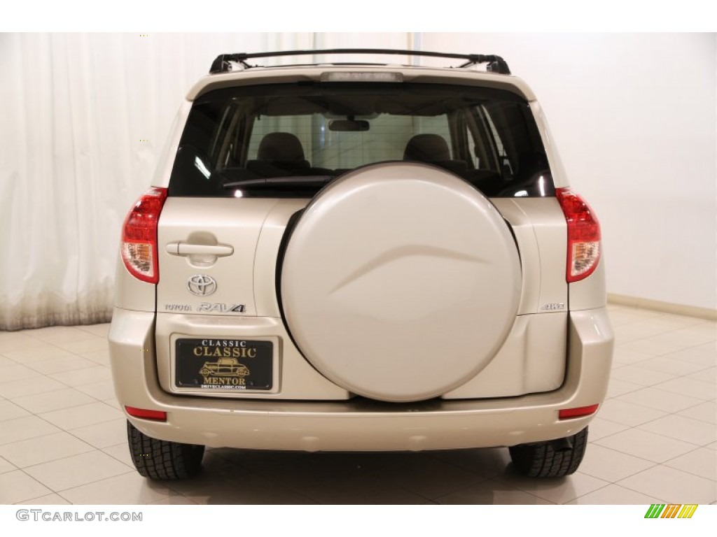 2006 RAV4 4WD - Beige Metallic / Taupe photo #13