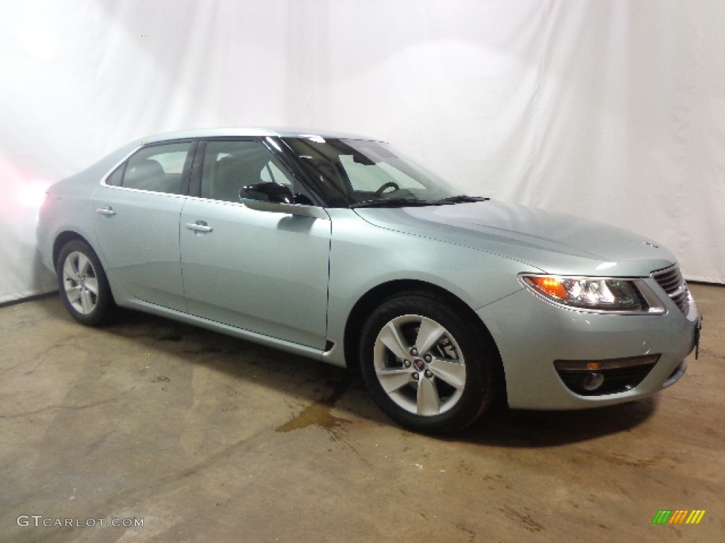 Diamond Silver Metallic 2011 Saab 9-5 Turbo4 Sedan Exterior Photo #92069942