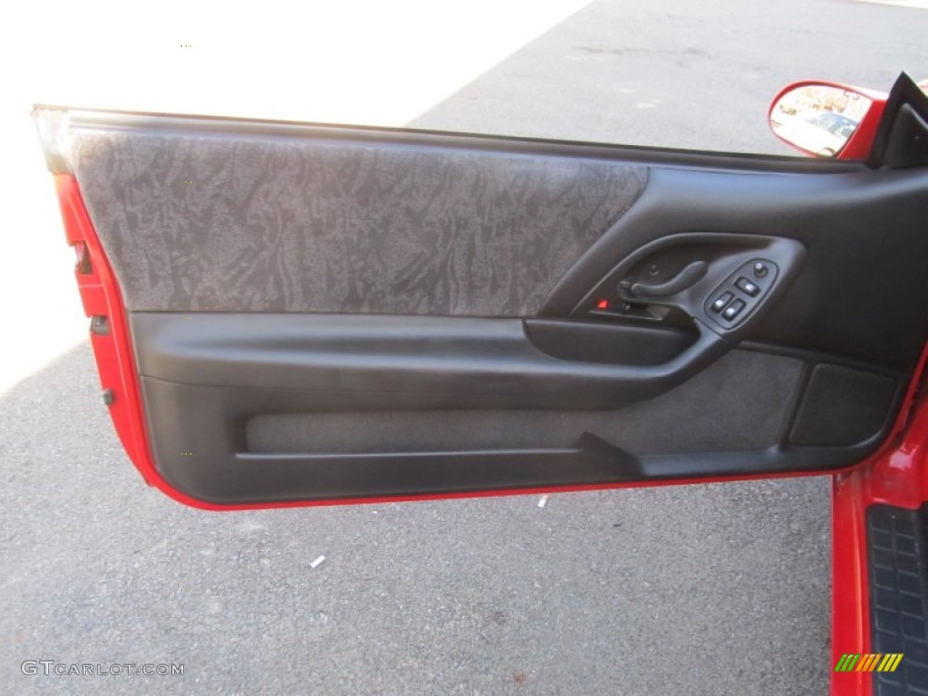 2002 Camaro Coupe - Bright Rally Red / Ebony Black photo #10