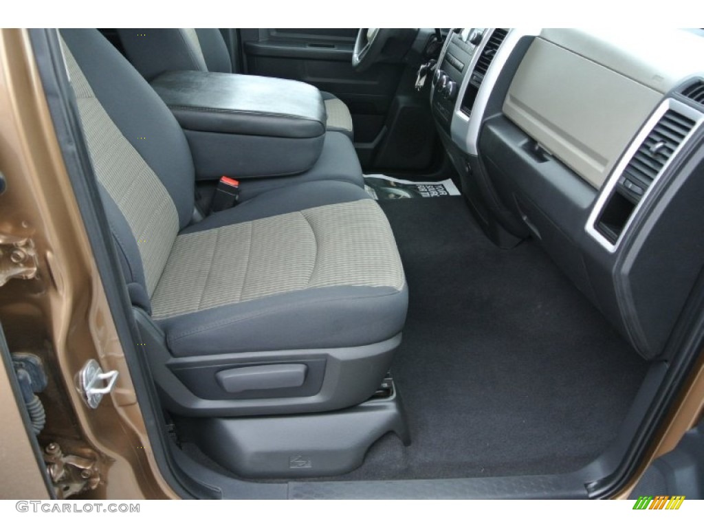 2012 Ram 1500 SLT Quad Cab - Saddle Brown Pearl / Dark Slate Gray/Medium Graystone photo #19