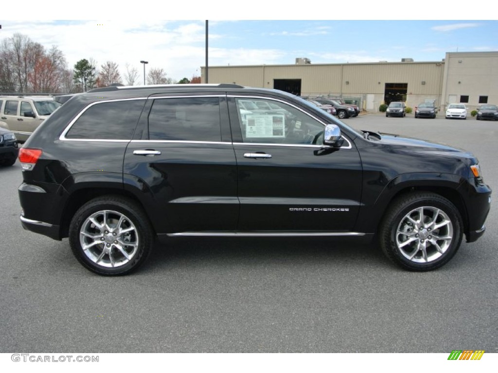 2014 Grand Cherokee Summit 4x4 - Brilliant Black Crystal Pearl / Summit Morocco Black Natura Leather photo #7