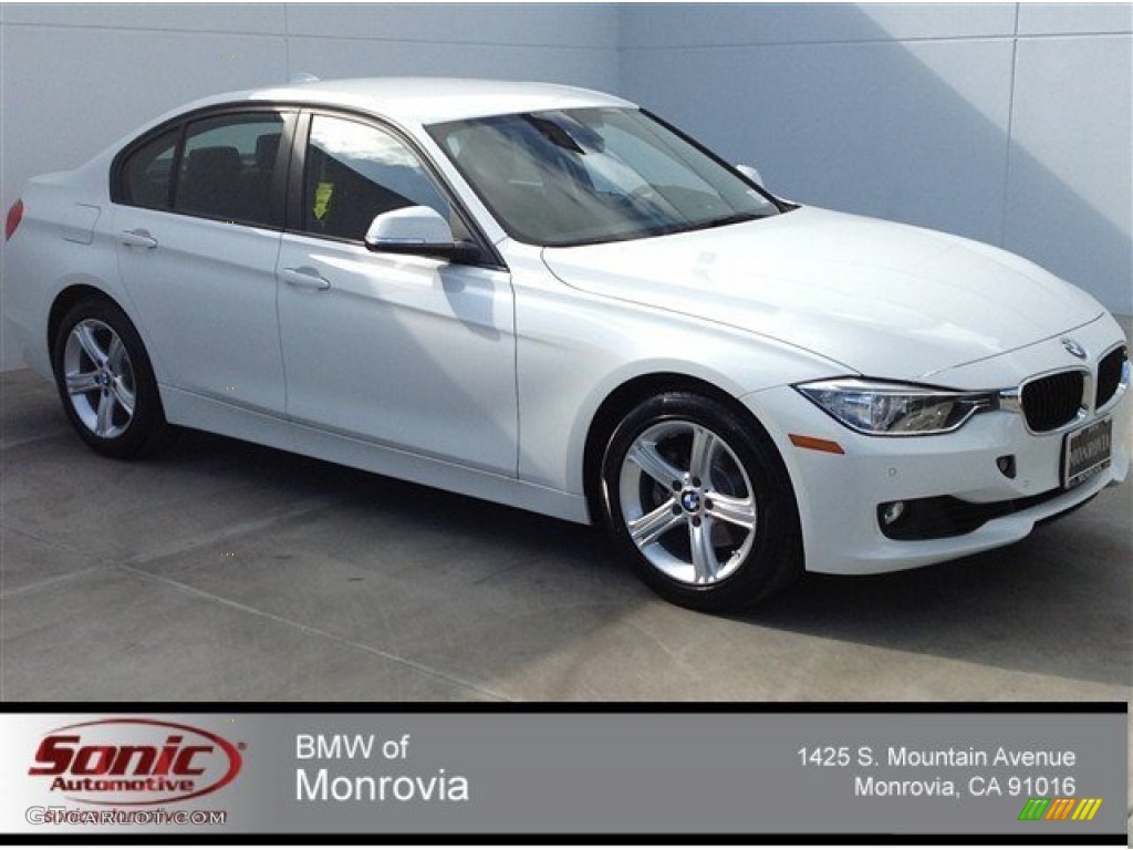 2014 3 Series 328i Sedan - Alpine White / Black photo #1